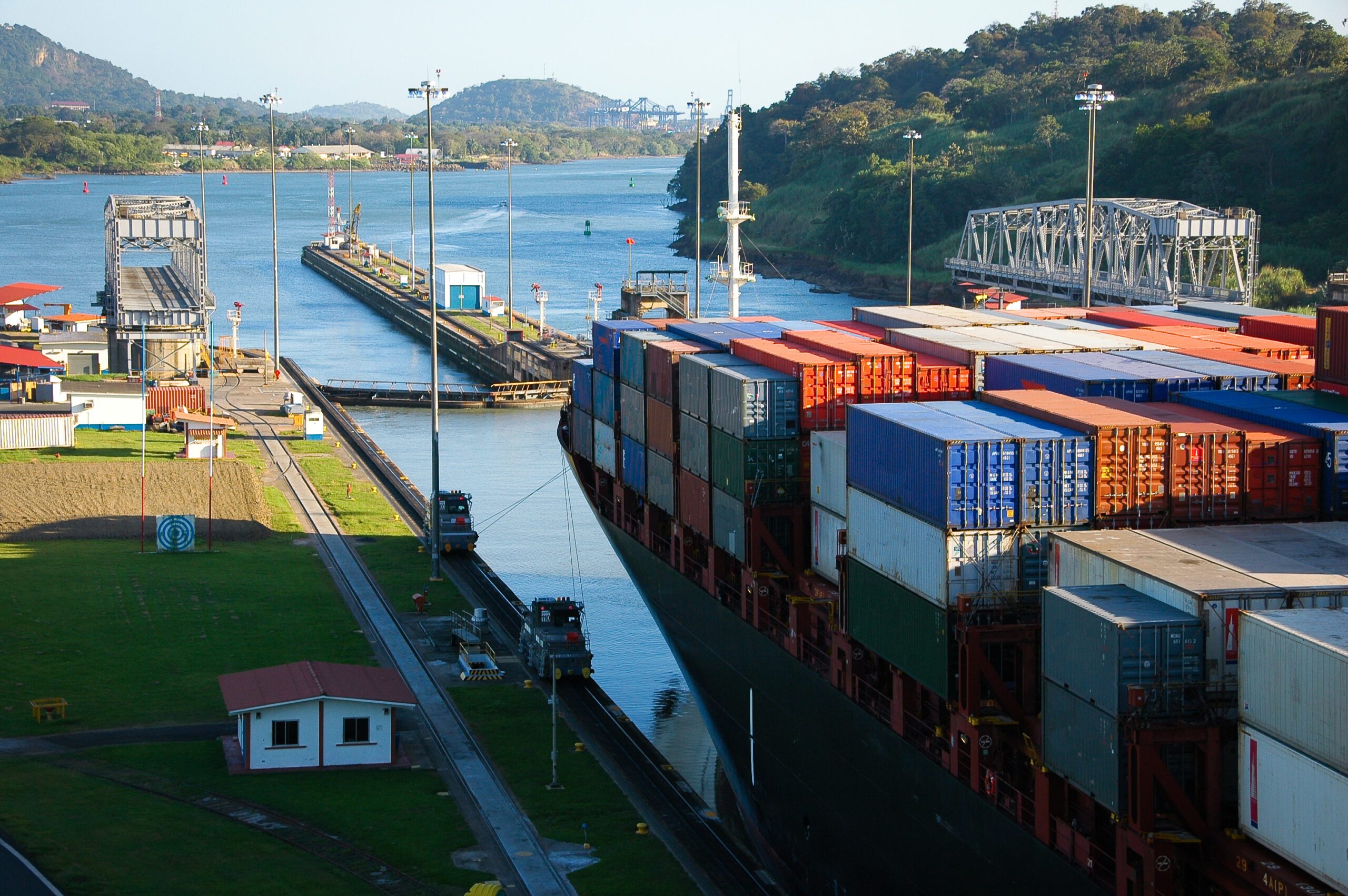 Navigating Panama Canal Woes: Carriers Strategize with Suez Transits Amid Restrictions